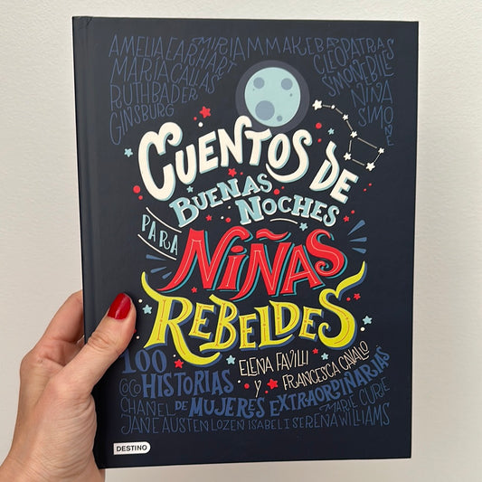 CUENTOS DE BUENAS NOCHES PARA NINAS REBELDES